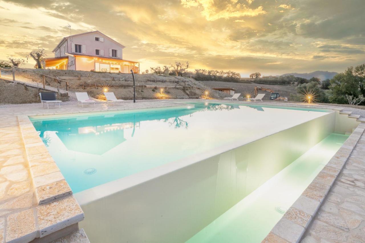 Apartamento Casal Del Sole - La Ginestra Montefelcino Exterior foto