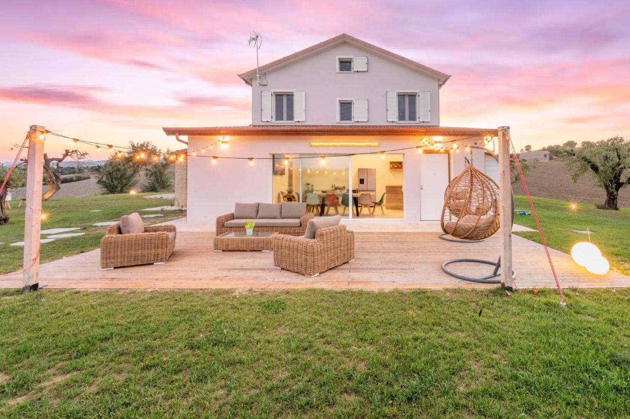 Apartamento Casal Del Sole - La Ginestra Montefelcino Exterior foto